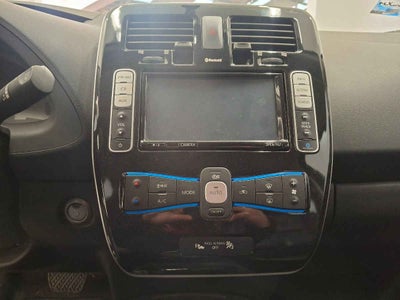 2017 Nissan LEAF 5p Electrico 30 kwh/90 kw