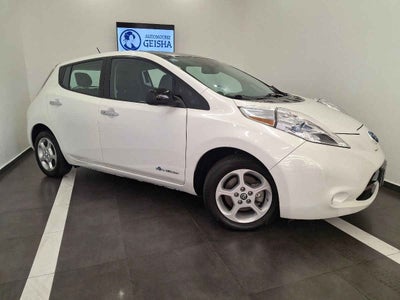 2017 Nissan LEAF 5p Electrico 24 kwh/90 kw