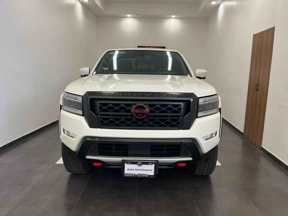 2024 Nissan Frontier 4p Pro-4X V6/3.8 Aut 4x4