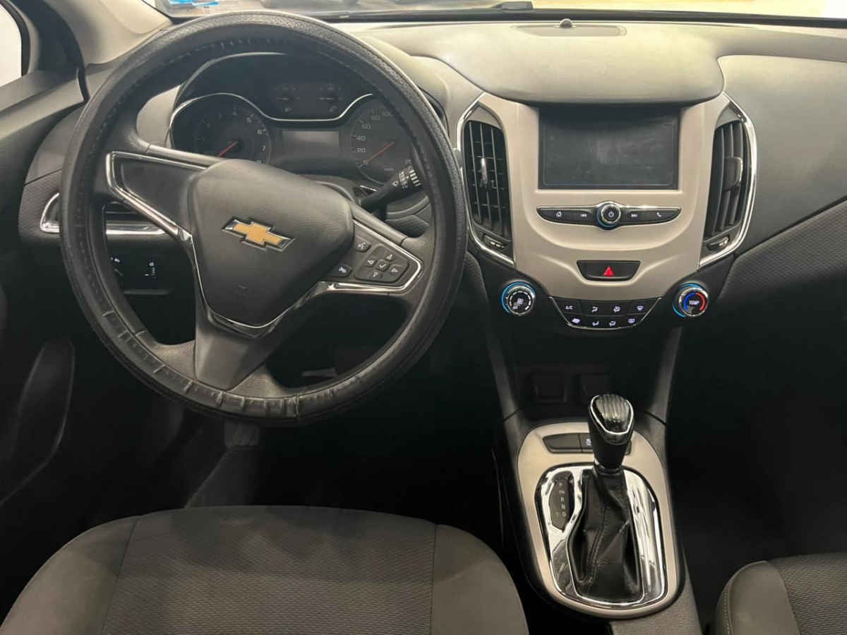 2017 Chevrolet Cruze 4p LS L4/1.4/T Aut