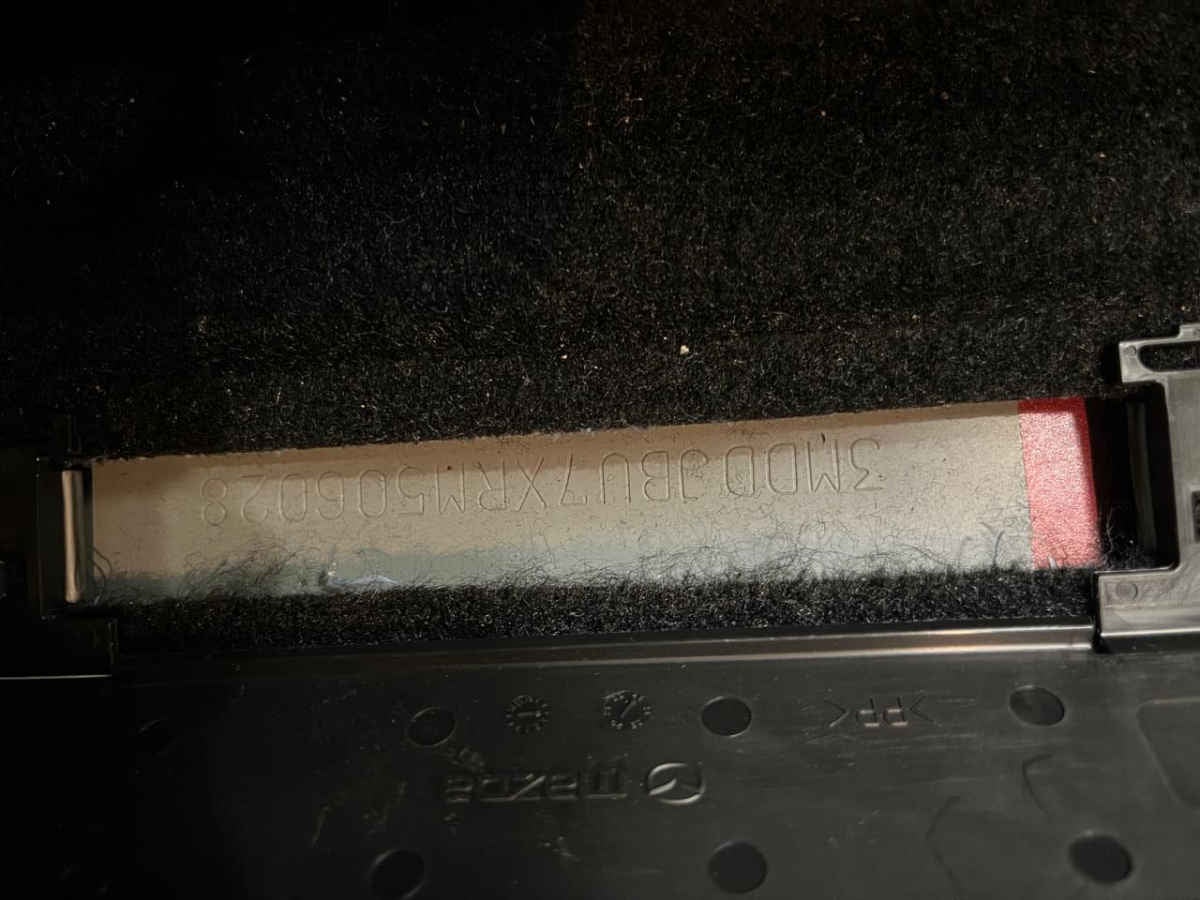 2024 Mazda Mazda 2 4p Signature L4/2.0 Aut