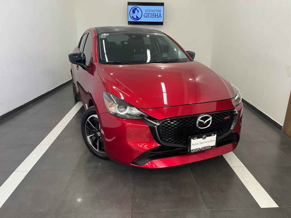 2024 Mazda Mazda 2 4p Signature L4/2.0 Aut