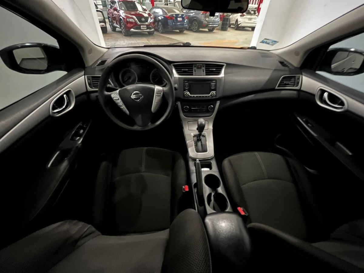 2016 Nissan Sentra 4p Advance L4/1.8 Aut