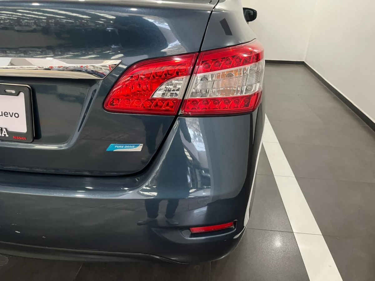 2016 Nissan Sentra 4p Advance L4/1.8 Aut