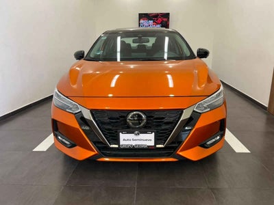 2023 Nissan Sentra 4p SR Platinum Bi-tono L4/2.0 Aut
