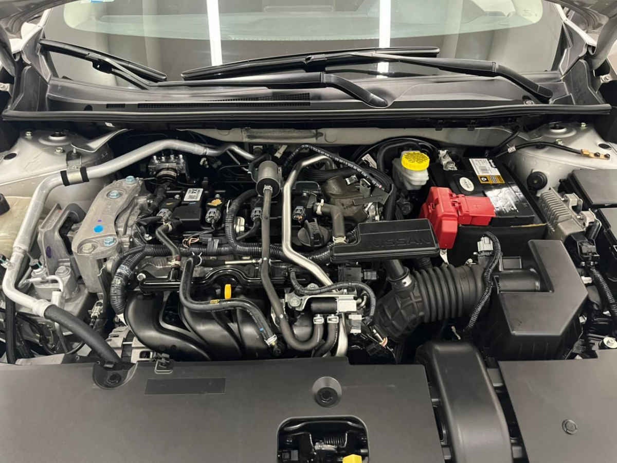 2023 Nissan Sentra 4p Advance L4/2.0 Man