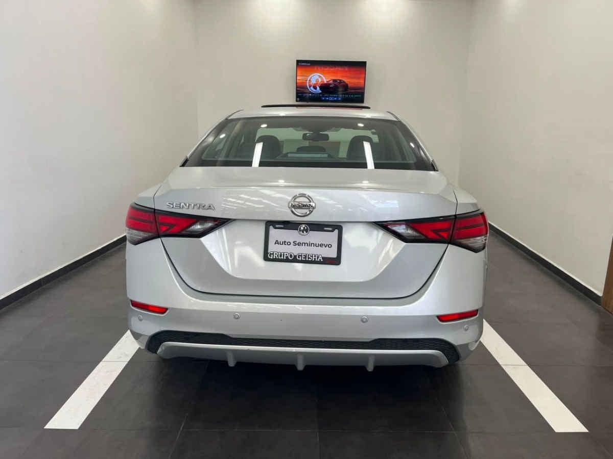 2020 Nissan Sentra 4p Exclusive L4/2.0 Aut