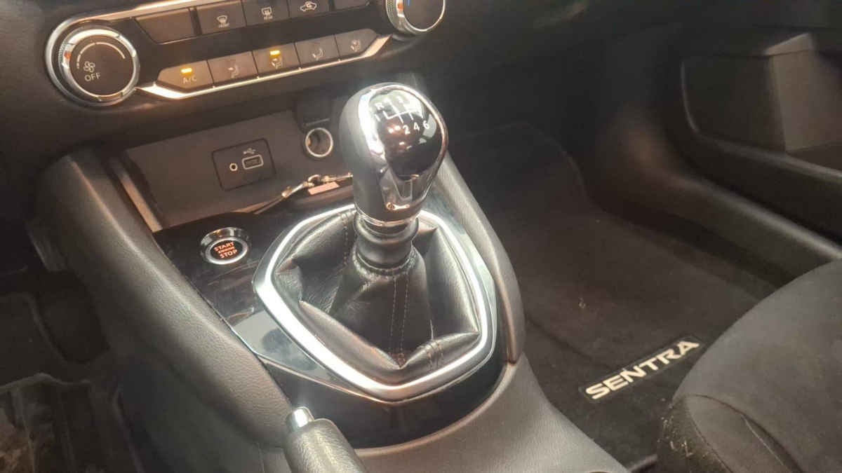 2021 Nissan Sentra 4p Sense L4/2.0 Man