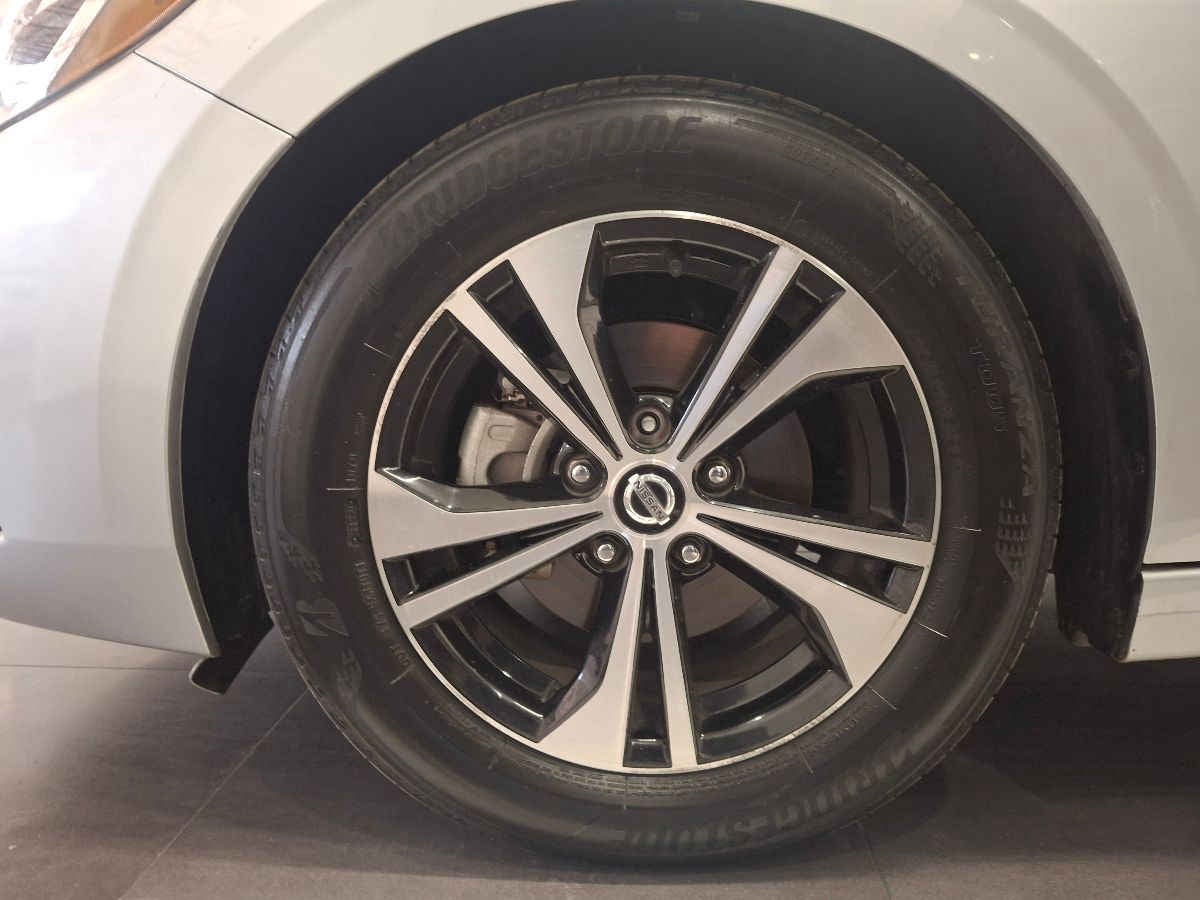 2023 Nissan Sentra 4p Advance L4/2.0 Aut