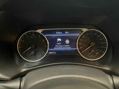 2021 Nissan Sentra 4p SR Bi-tono L4/2.0 Aut
