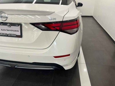2021 Nissan Sentra 4p SR Bi-tono L4/2.0 Aut