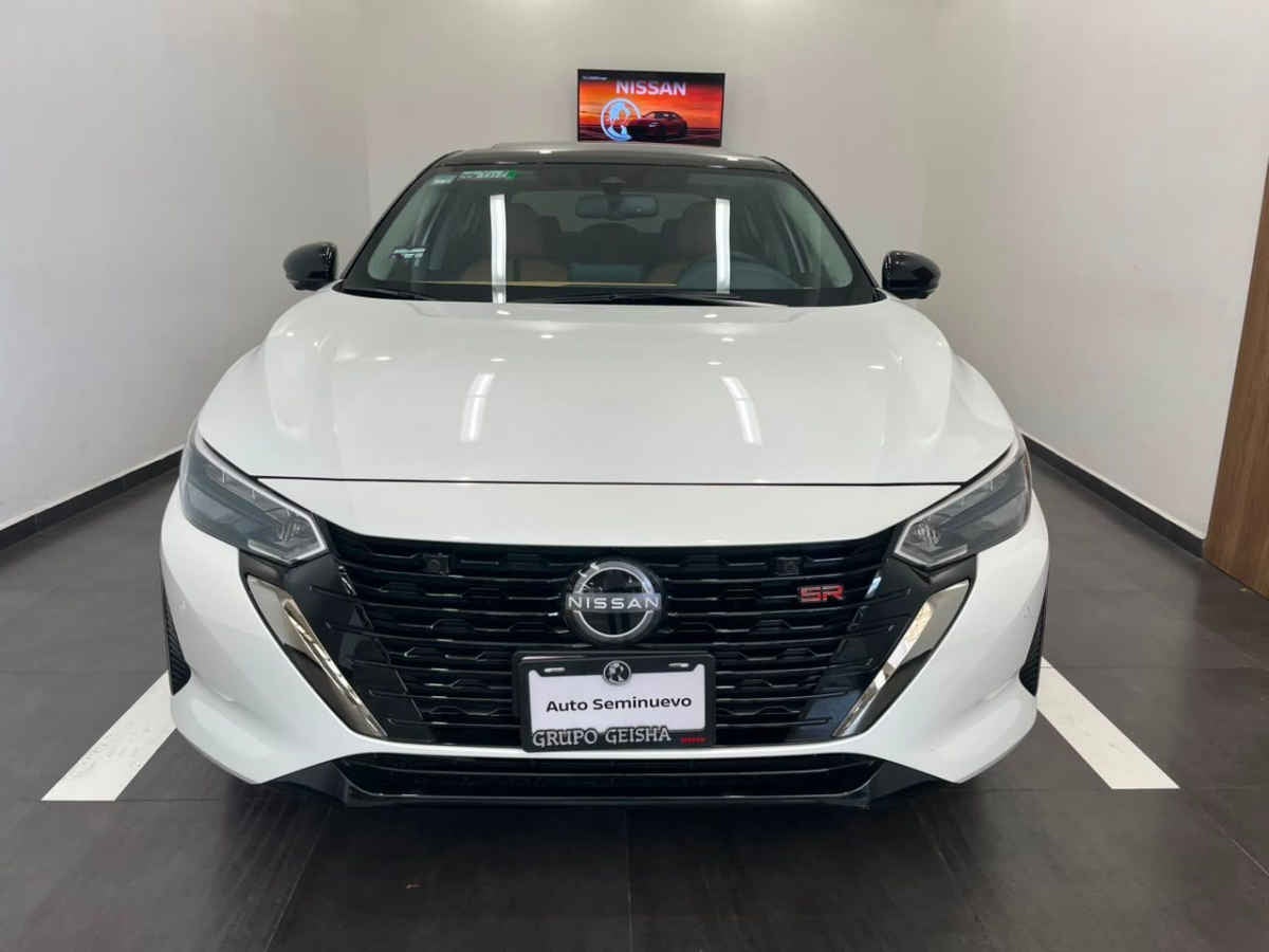 2025 Nissan Sentra 4p SR Platinum L4/2.0 Aut