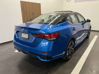 2024 Nissan Sentra 4p SR Platinum Bi-tono L4/2.0 Aut