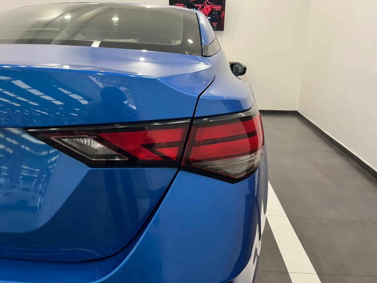 2020 Nissan Sentra 4p Advance L4/2.0/T Man
