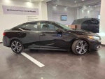 2020 Nissan Sentra 4p SR L4/2..0/T Aut