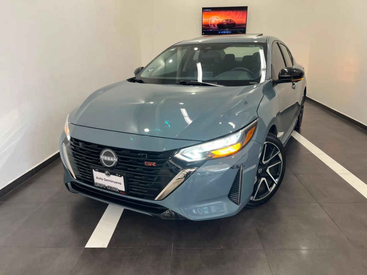 2024 Nissan Sentra 4p SR L4/2.0 Aut
