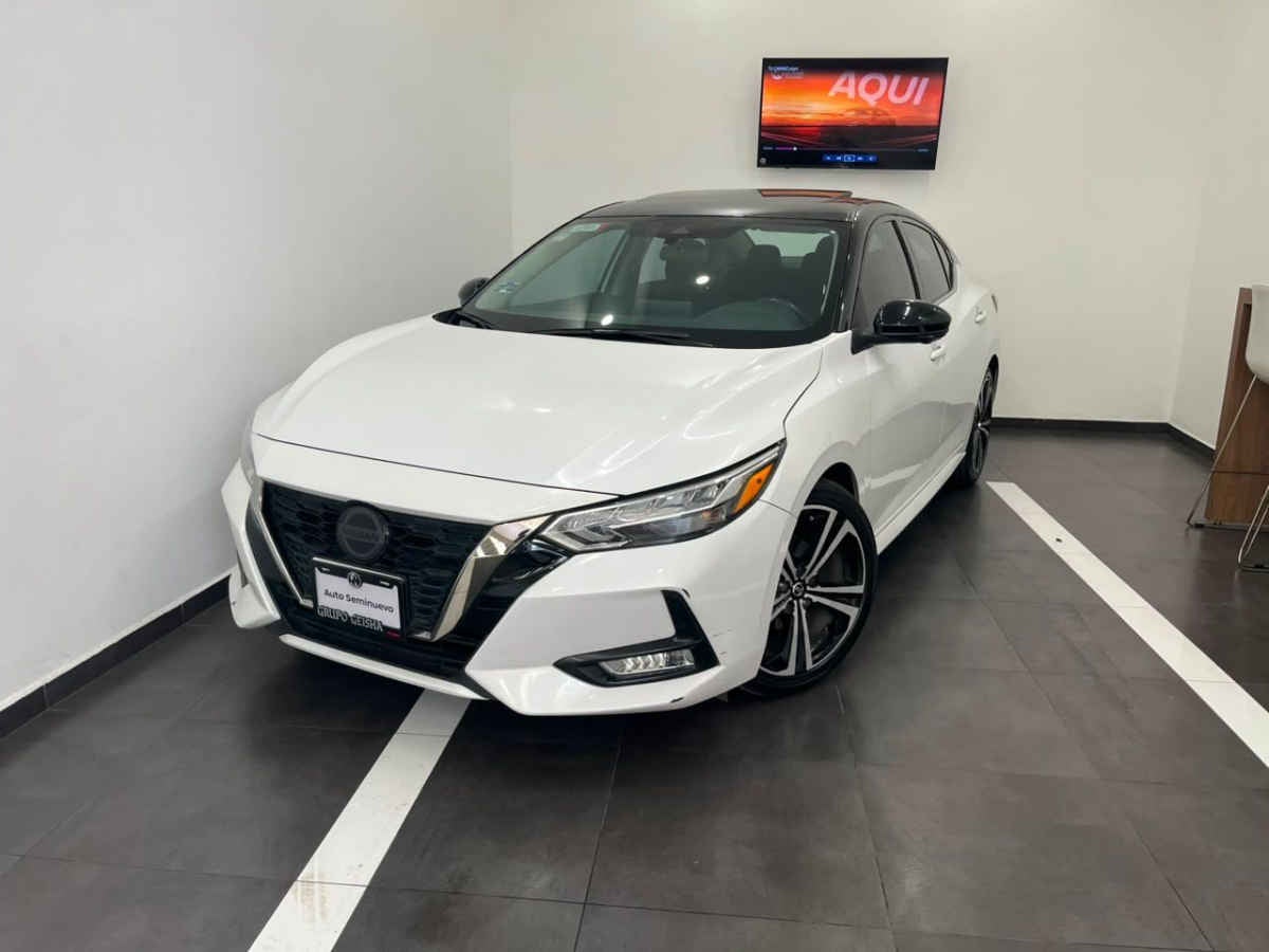 2022 Nissan Sentra 4p SR L4/2.0 Aut