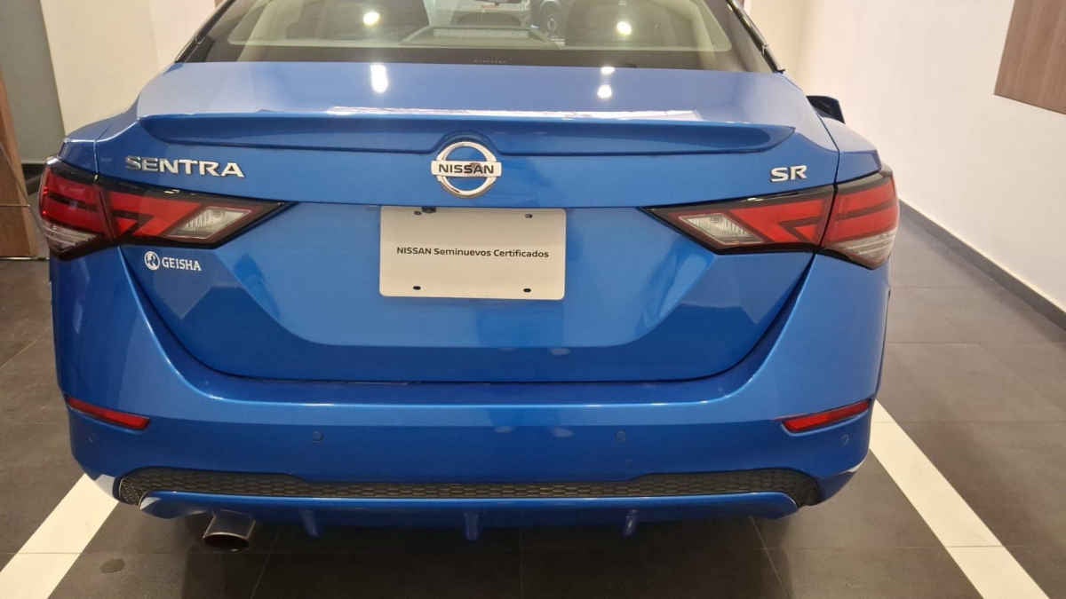 2023 Nissan Sentra 4p SR L4/2.0 Aut