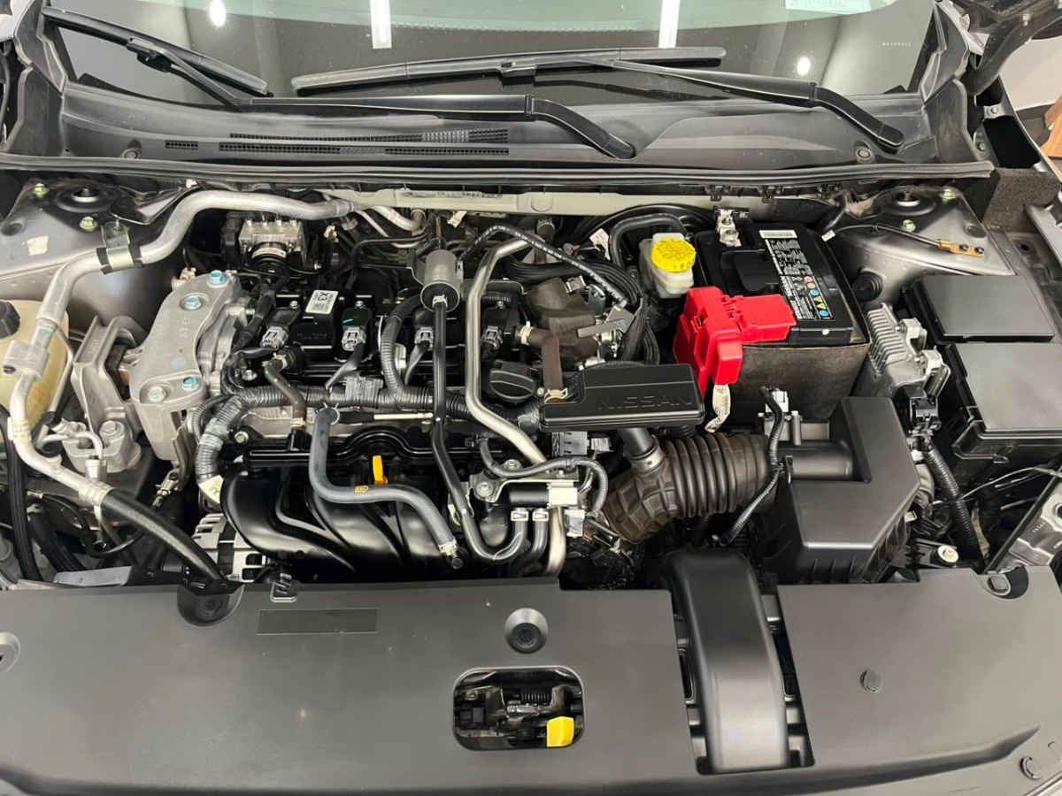 2023 Nissan Sentra 4p SR L4/2.0 Aut