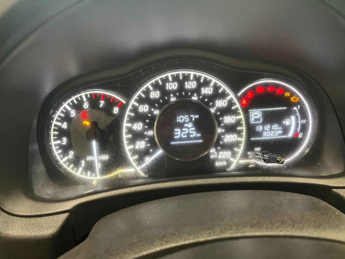 2016 Nissan Note 5p Advance L4/1.6 Aut