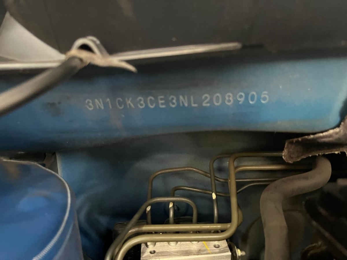 2022 Nissan March 5p Advance L4/1.6 Man