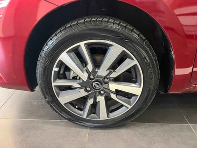 2024 Nissan March 5p Exclusive L4/1.6 Aut