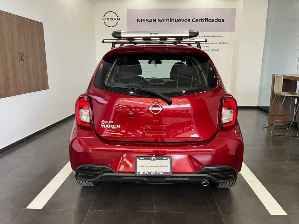 2024 Nissan March 5p Exclusive L4/1.6 Aut