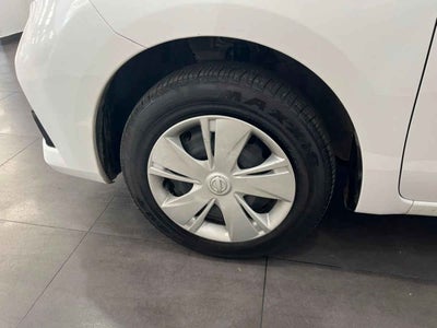 2025 Nissan March 5p Sense L4/1.6 Aut