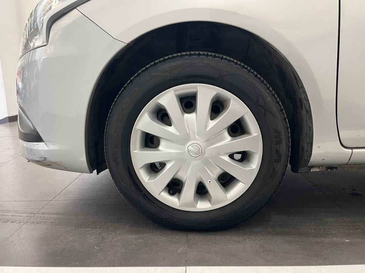 2017 Nissan Versa 4p Sense L4/1.6 Aut