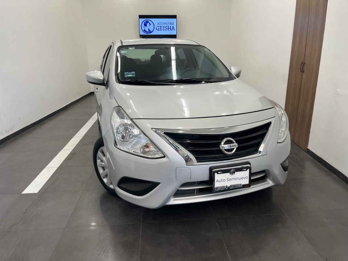2017 Nissan Versa 4p Sense L4/1.6 Aut