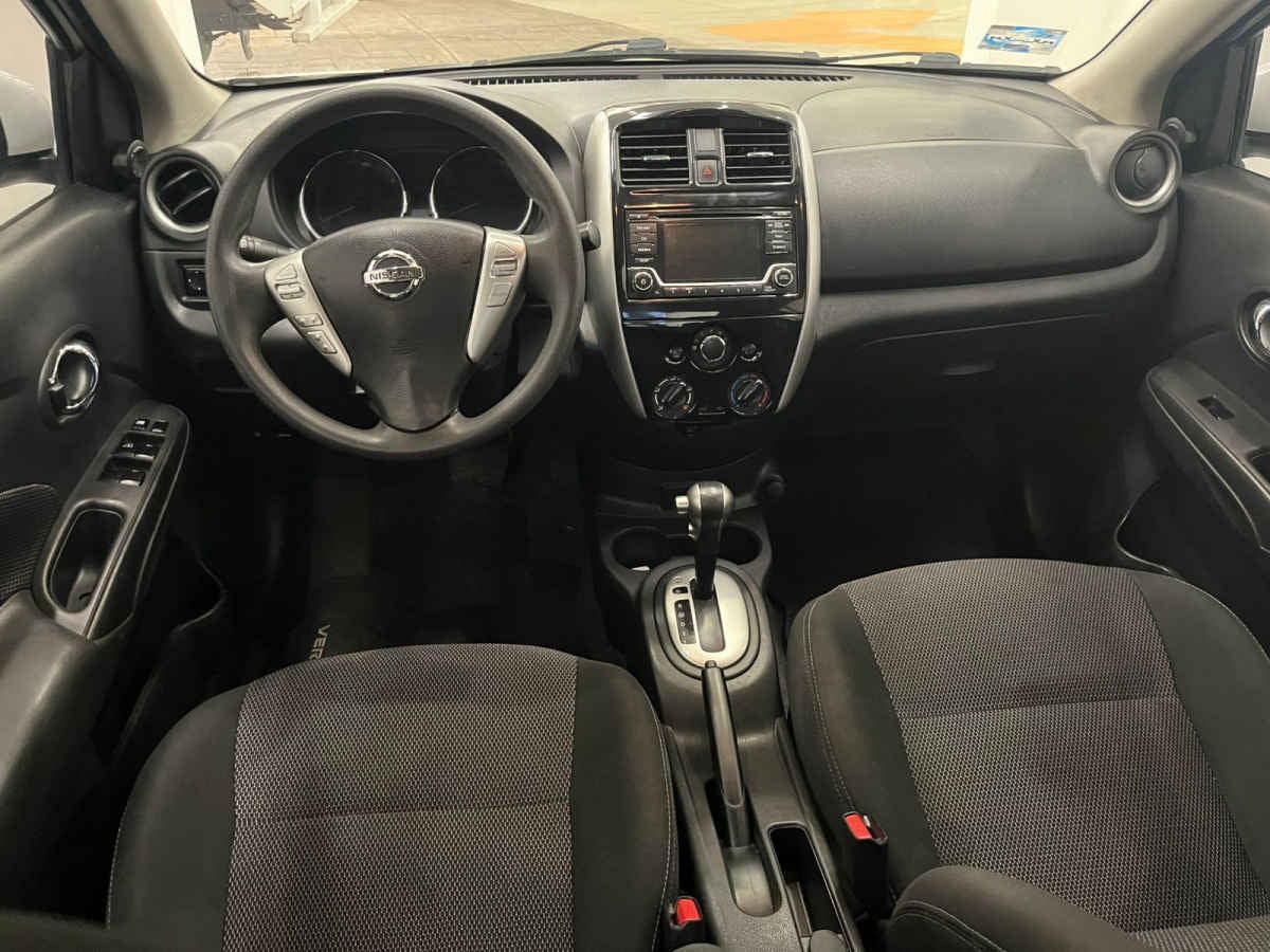 2018 Nissan Versa 4p Advance L4/1.6 Aut