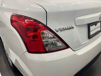 2018 Nissan Versa 4p Advance L4/1.6 Aut