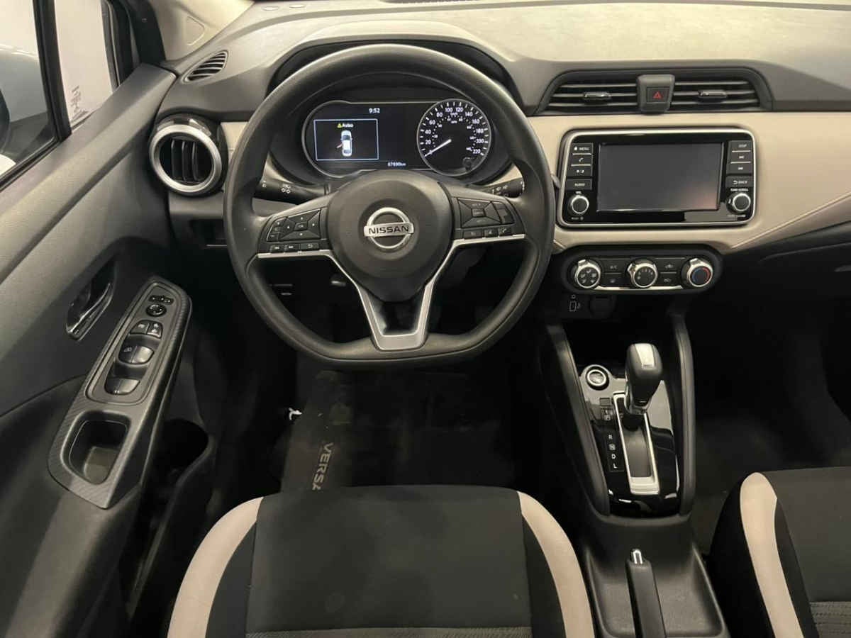 2021 Nissan Versa 4p Advance L4/1.6 Aut