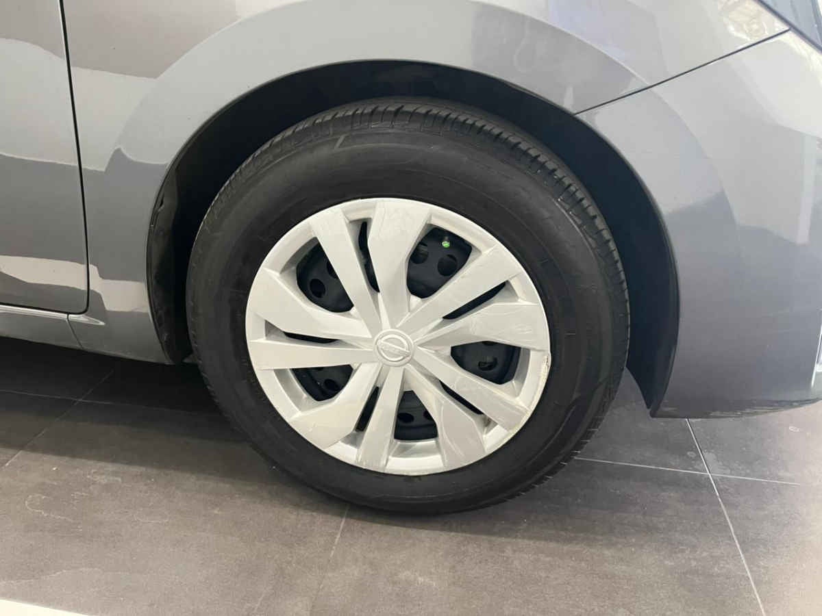 2023 Nissan Versa 4p Sense L4/1.6 Man
