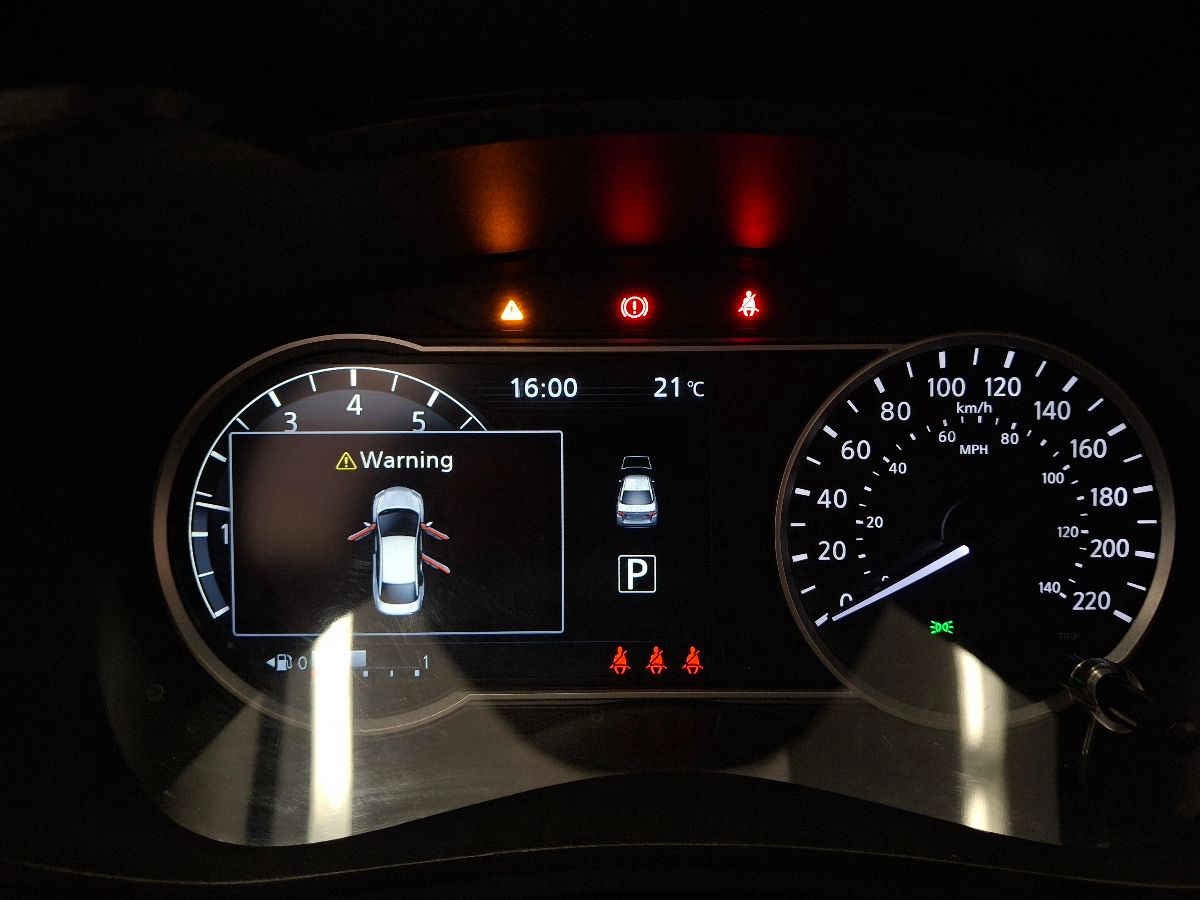 2024 Nissan Versa 4p SR L4/1.6 Aut