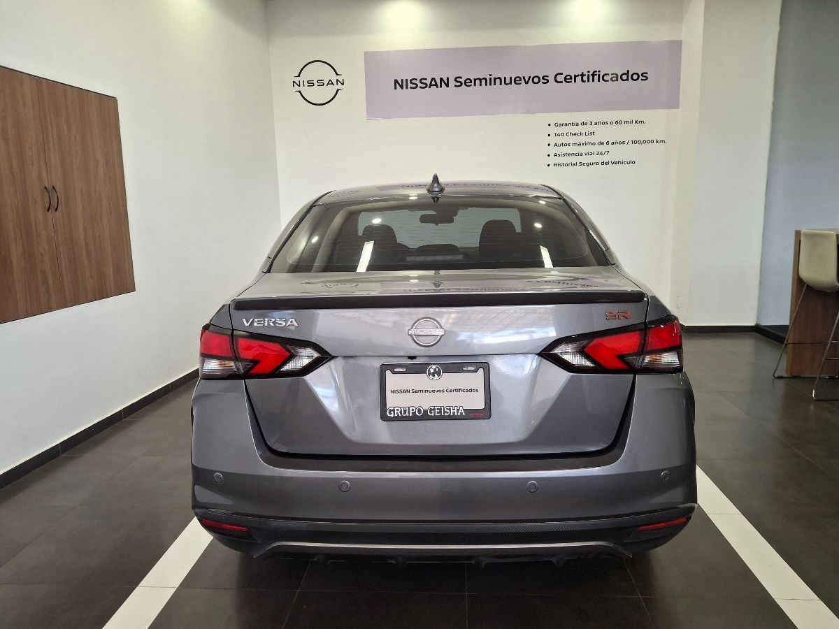 2024 Nissan Versa 4p SR L4/1.6 Aut
