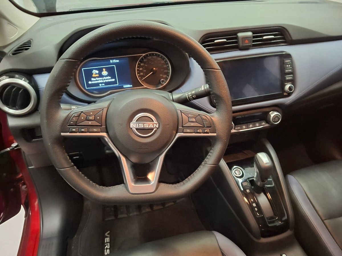 2023 Nissan Versa 4p Exclusive L4/1.6 Aut