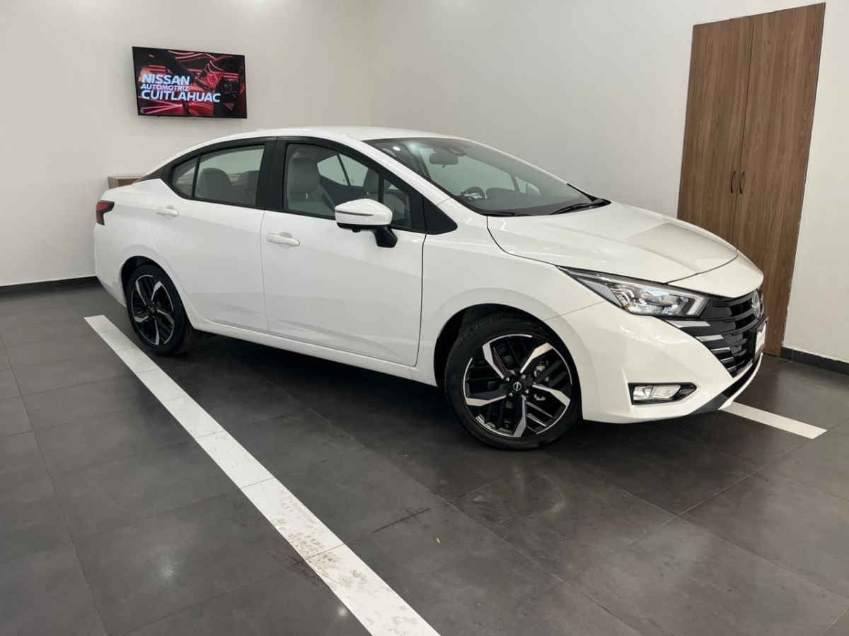 2025 Nissan Versa 4p Exclusive L4/1.6 Aut
