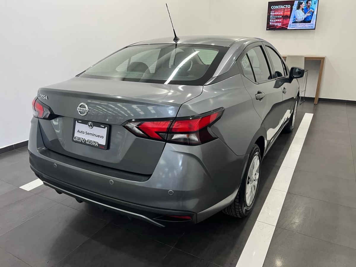 2020 Nissan Versa 4p Sense L4/1.6 Man