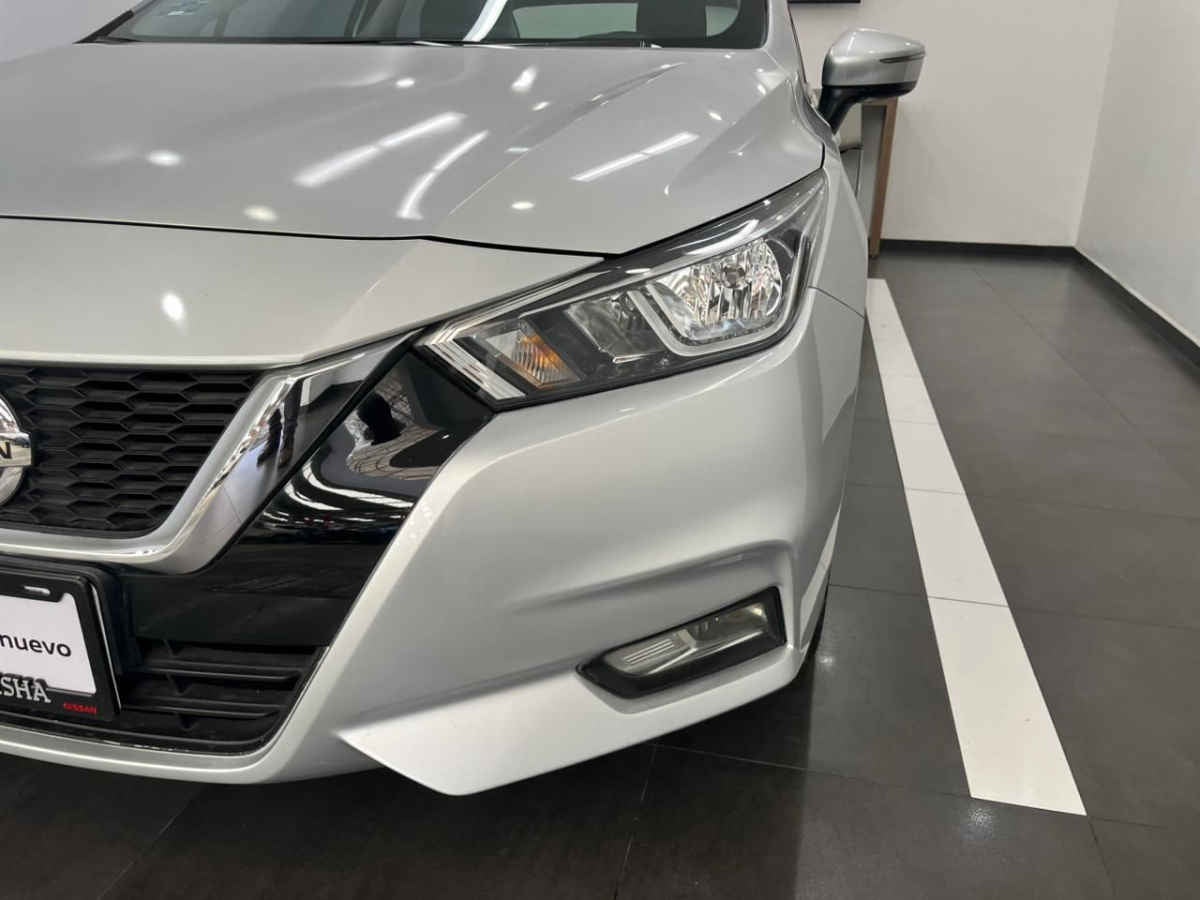 2021 Nissan Versa 4p Advance L4/1.6 Man