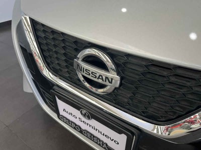 2021 Nissan Versa 4p Advance L4/1.6 Man