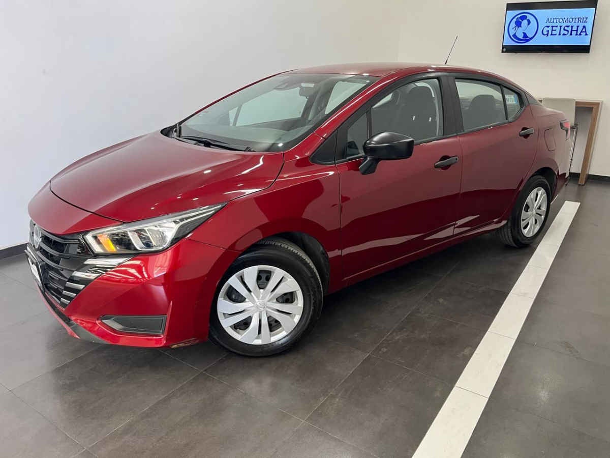 2024 Nissan Versa 4p Sense L4/1.6 Man