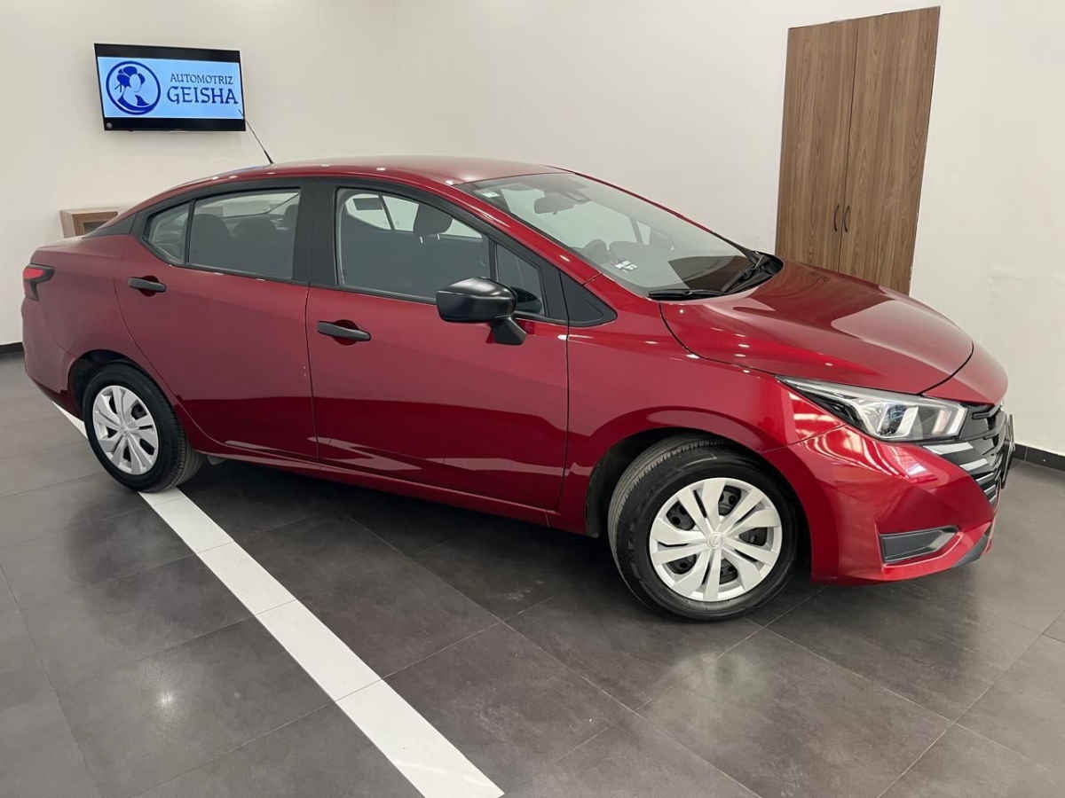 2024 Nissan Versa 4p Sense L4/1.6 Man