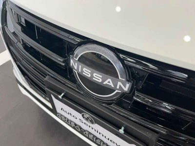 2025 Nissan Versa 4p Advance L4/1.6 Man