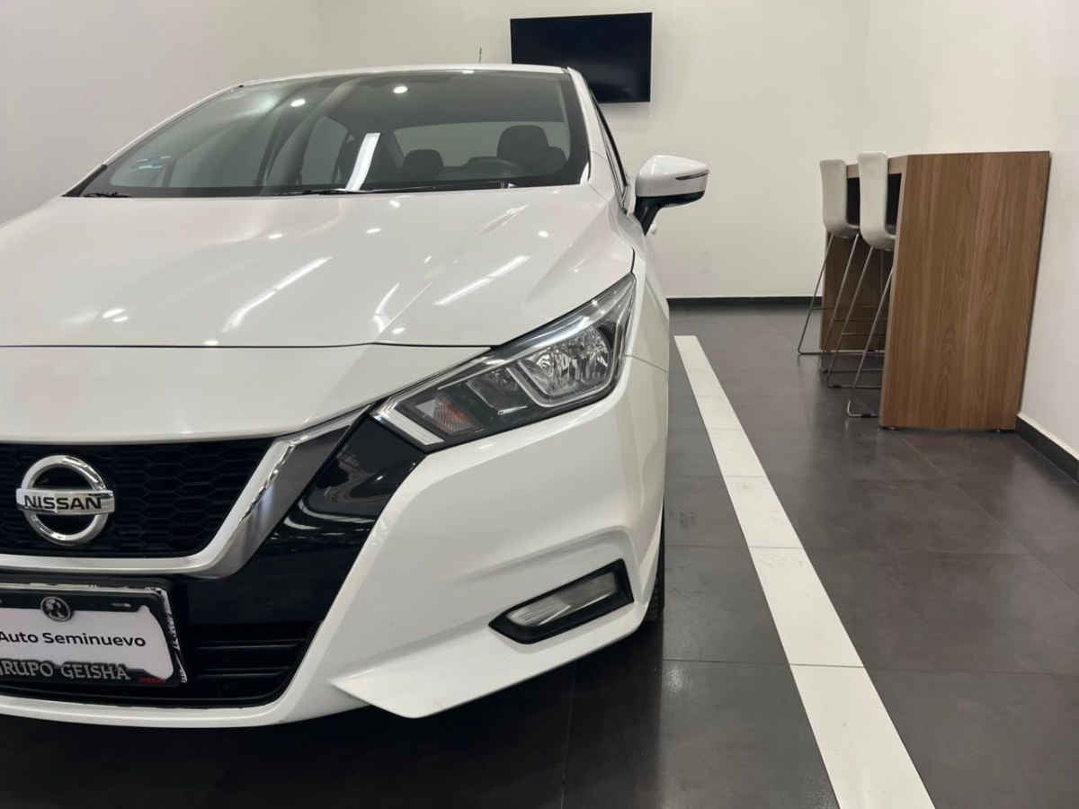 2020 Nissan Versa 4p Advance L4/1.6 Aut