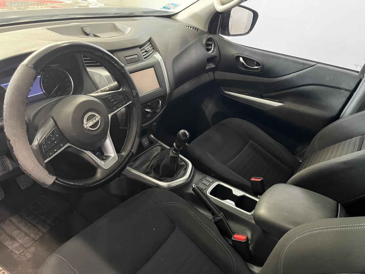 2023 Nissan Frontier 4p LE L4/2.5 Man