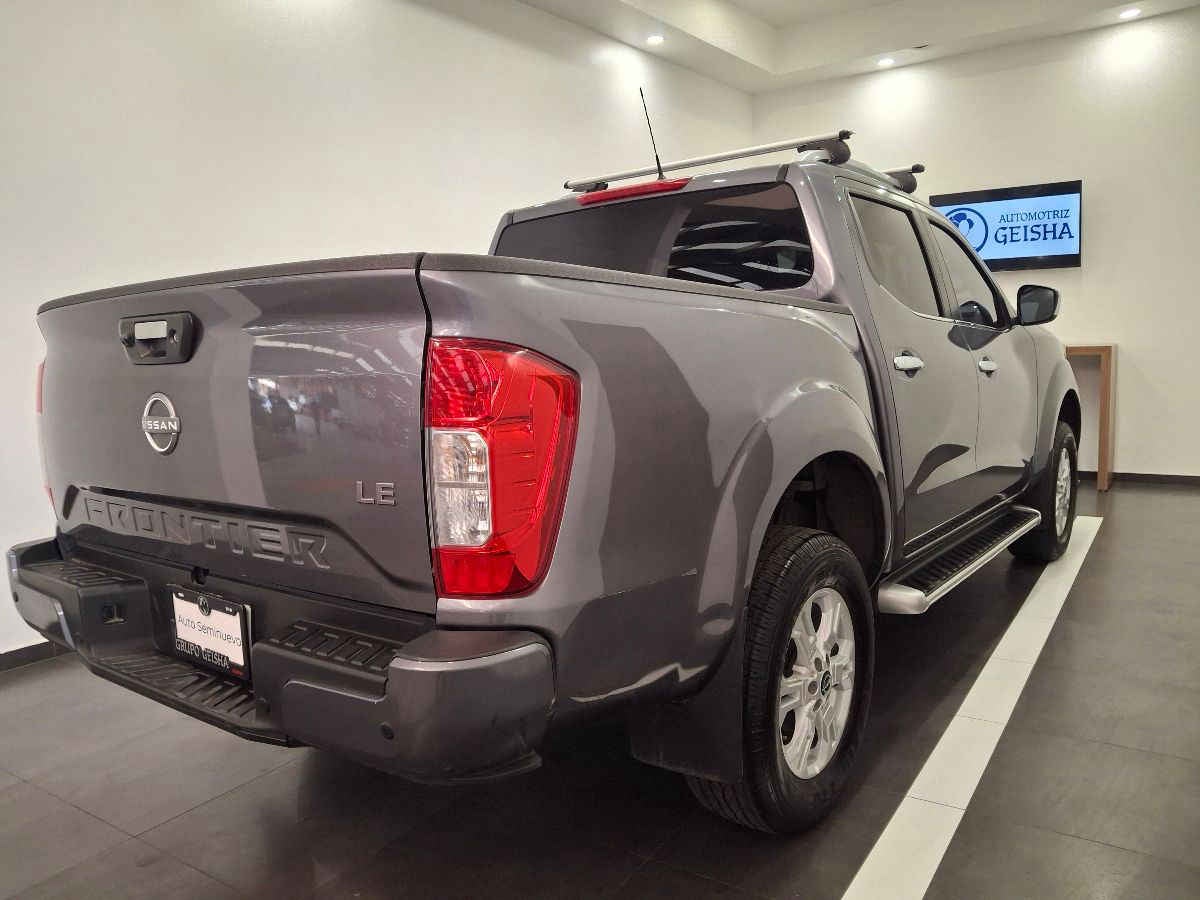 2024 Nissan Frontier 4p LE L4/2.5 Man