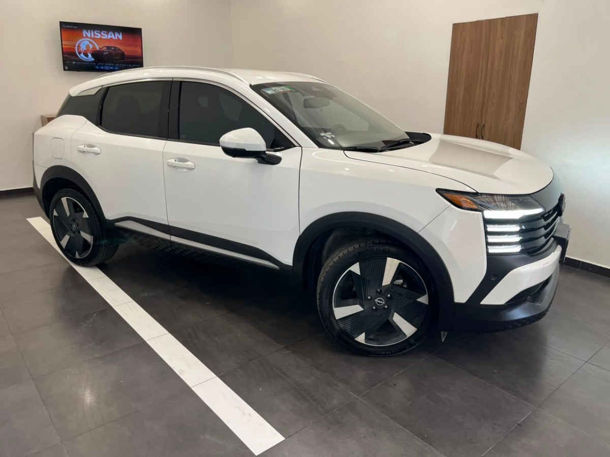 2025 Nissan Kicks 5p Exclusive L4/2.0 Aut