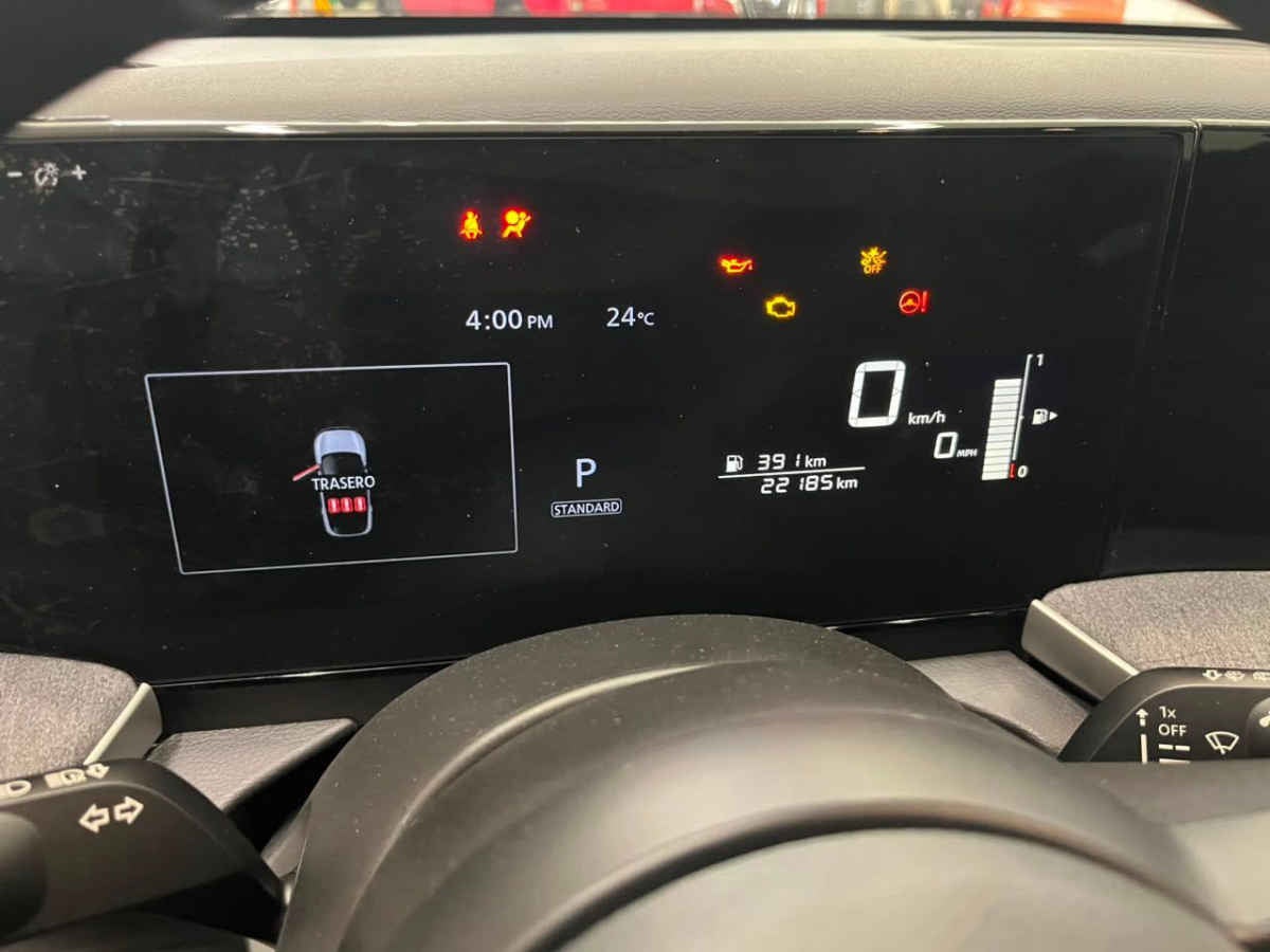 2025 Nissan Kicks 5p Advance L4/2.0 Aut