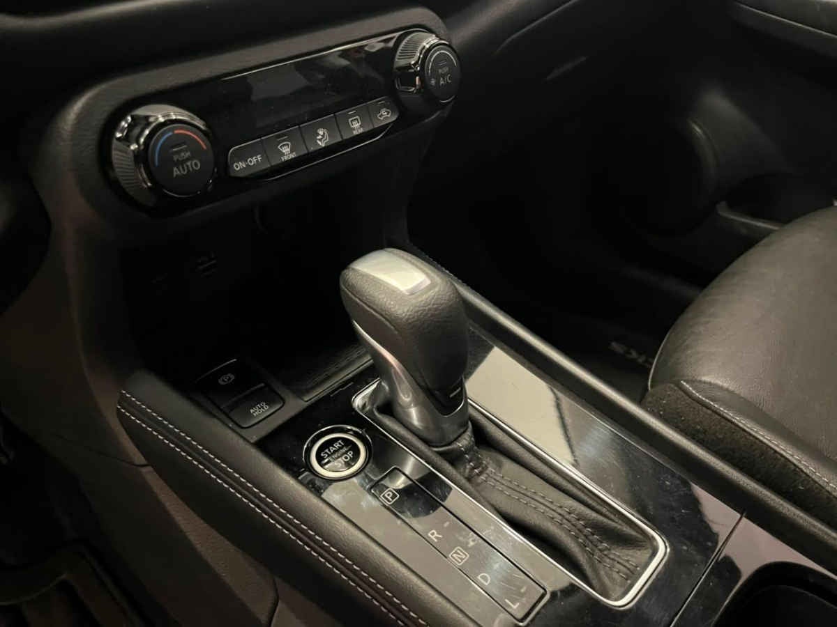 2024 Nissan Kicks 5p Exclusive L4/1.6 Aut